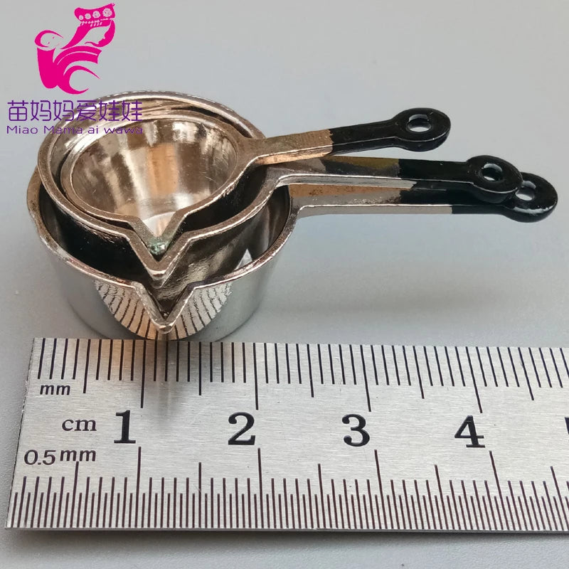 Luxe Dollhouse Kitchenware 1/6