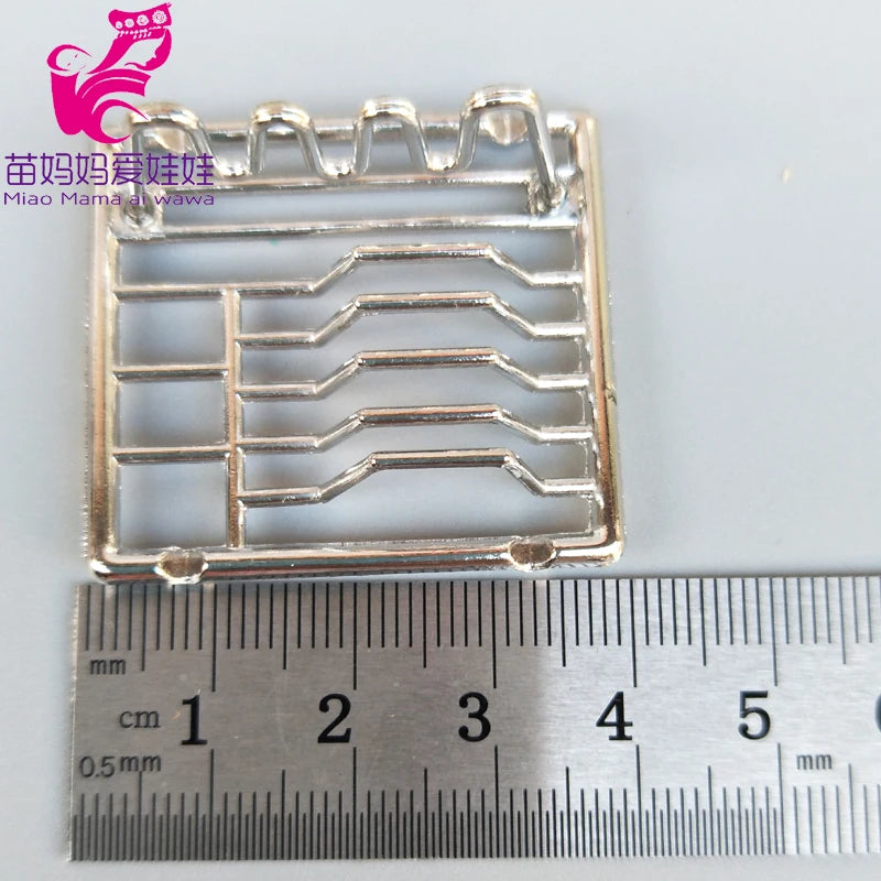 Luxe Dollhouse Kitchenware 1/6