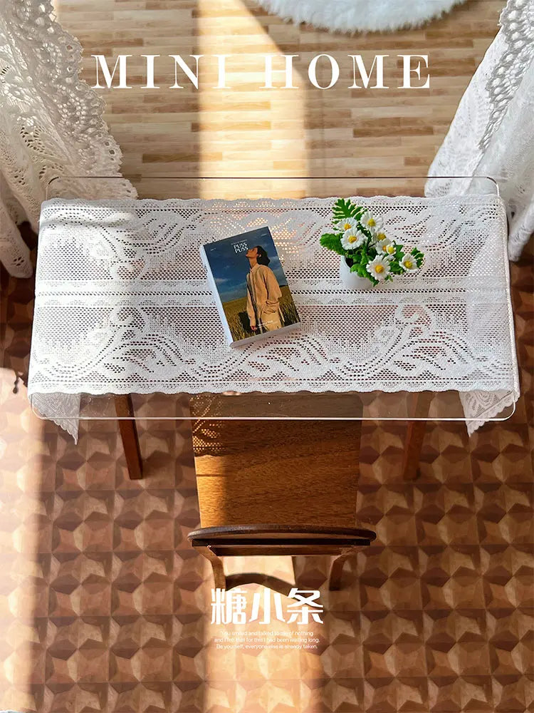 Galaxy Transparent table top, Wood Chair selection