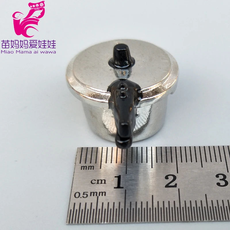 Luxe Dollhouse Kitchenware 1/6