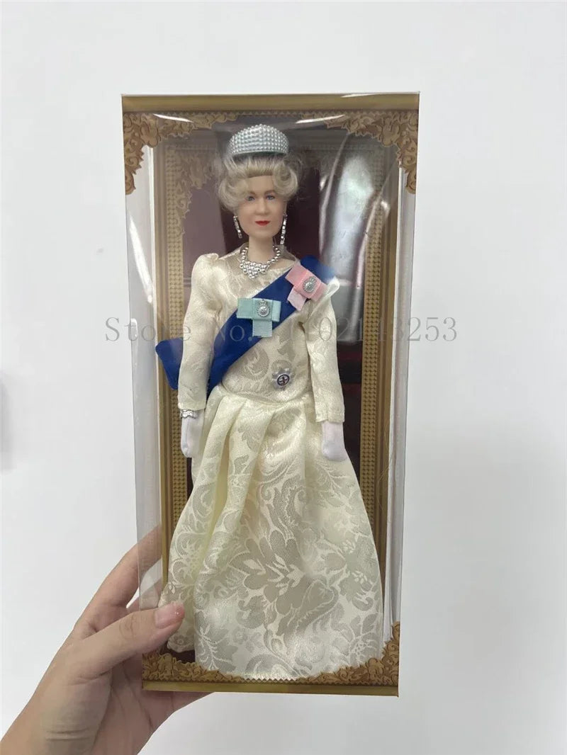 2022 Queen Elizabeth II Platinum Jubilee Dress Royalty Monarchy Collectors