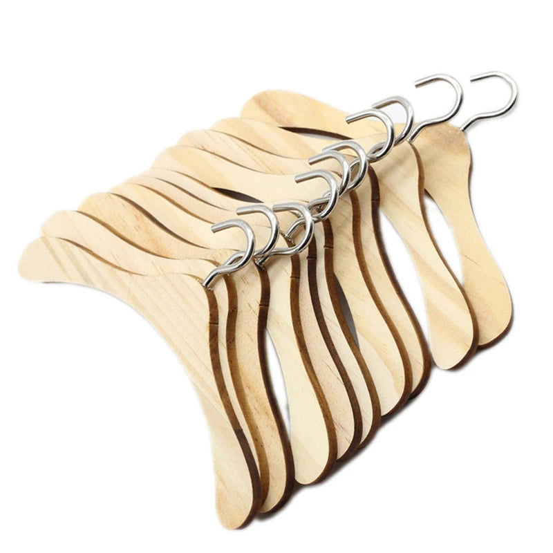 Furniture Clothes Hanger Rack Wooden Wardrobe 1:6